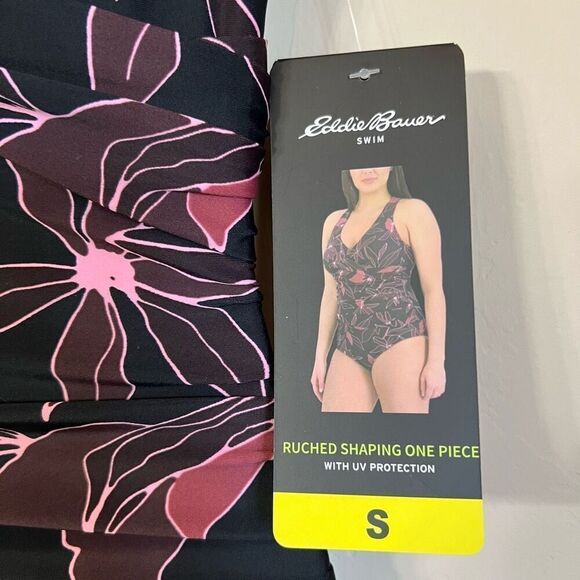 NWT Eddie Bauer One Piece Swimsuit Women’s Small Ruched Shaping Underwire Black - Picture 10 of 10